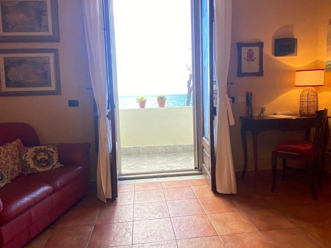 Nice Sicily Little Family Home Acireale Esterno foto